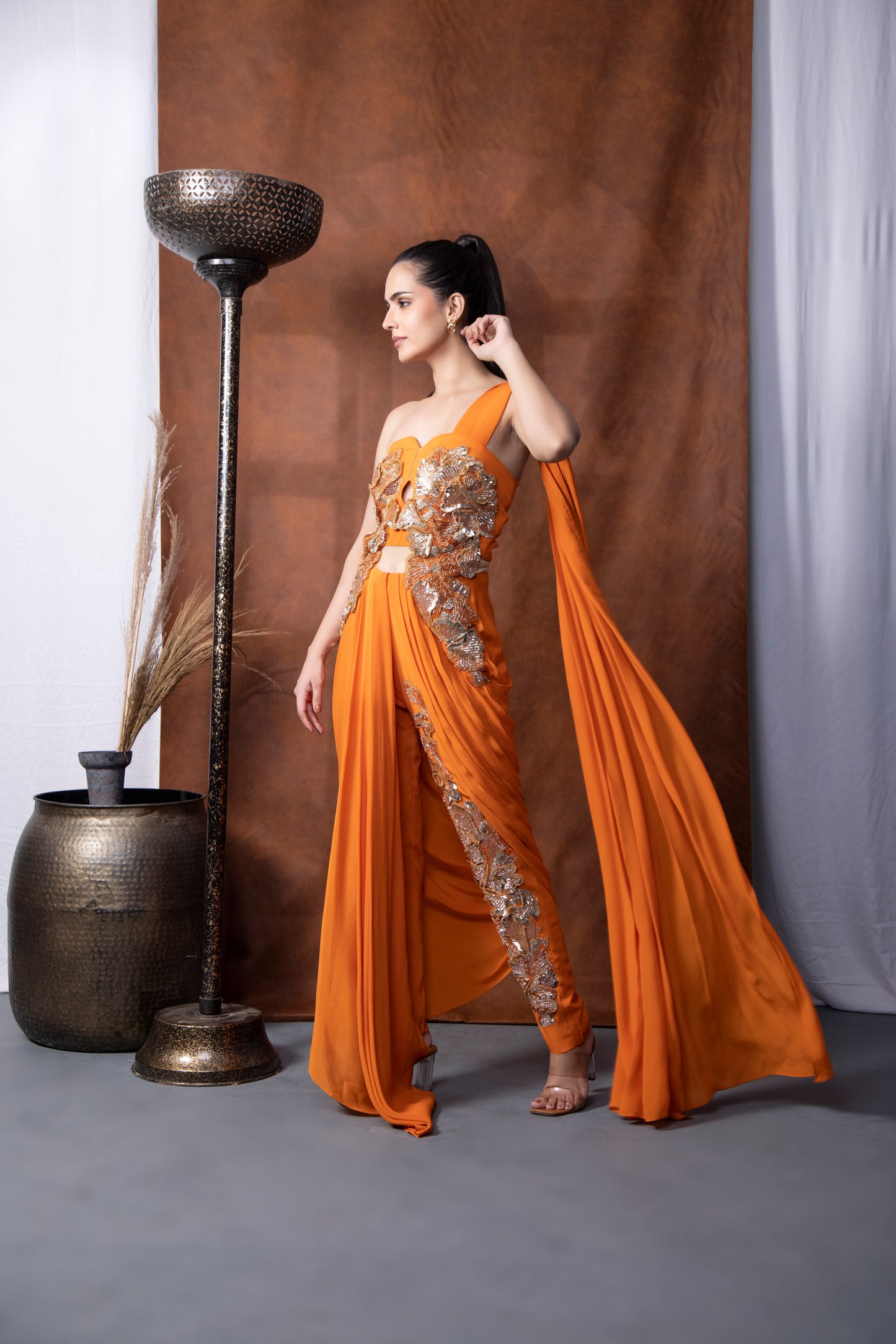 Jumeriah Drapesaree With Pant
