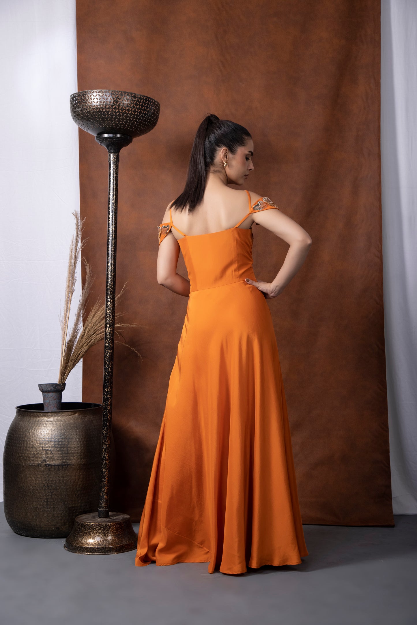 Aura Gownstyle