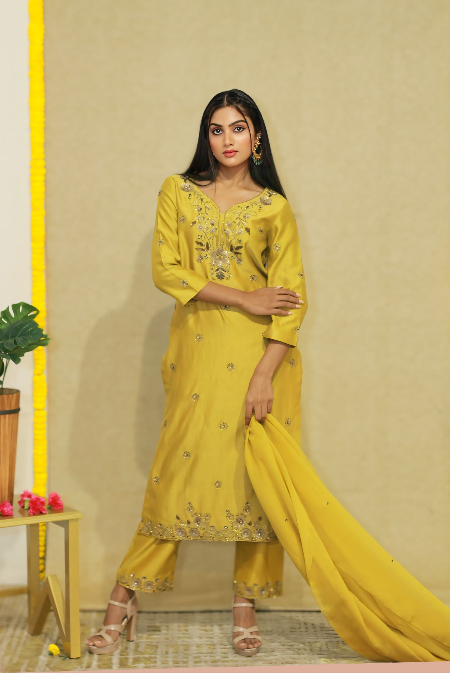 Sandhya Kurta Set