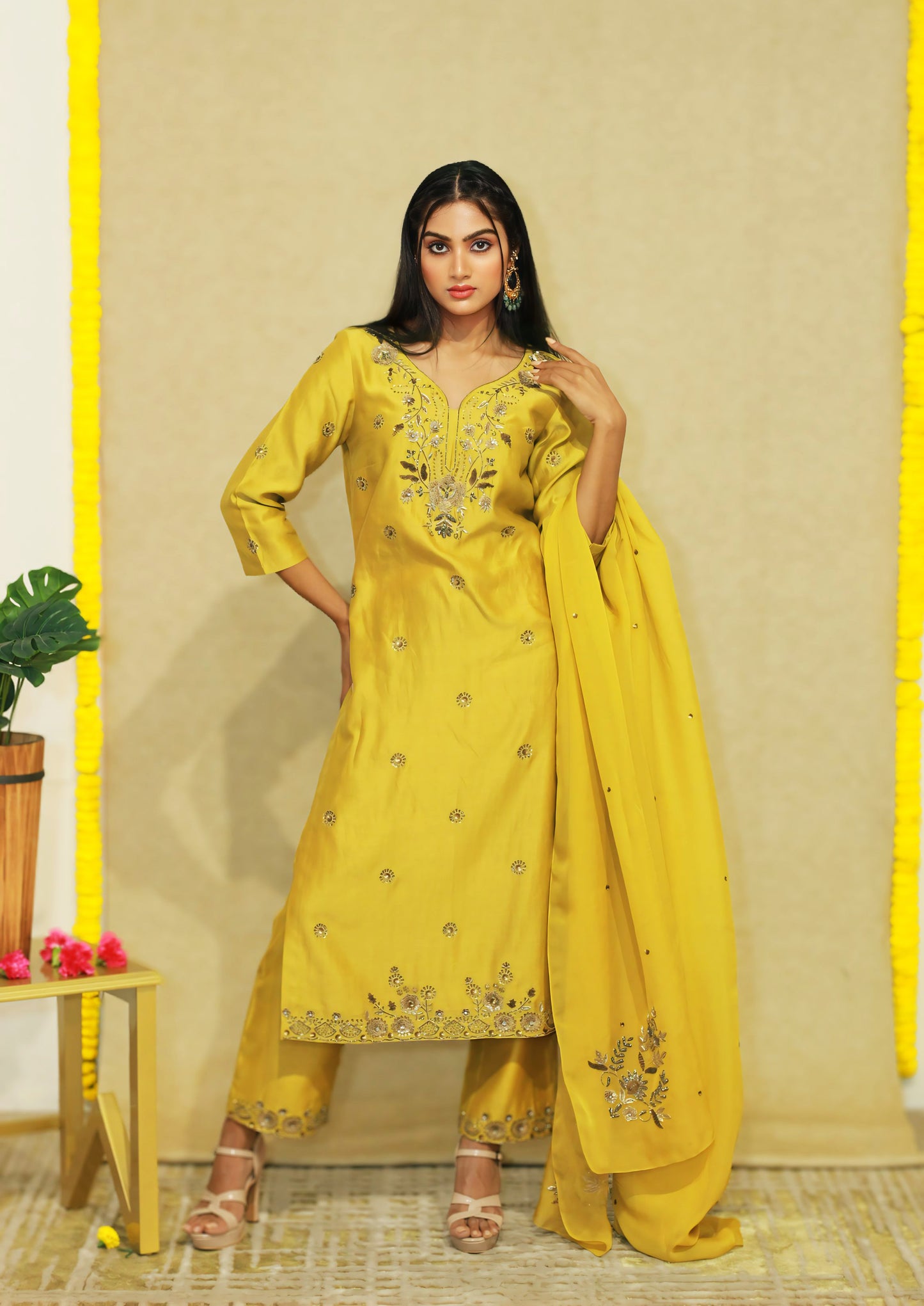 Sandhya Kurta Set