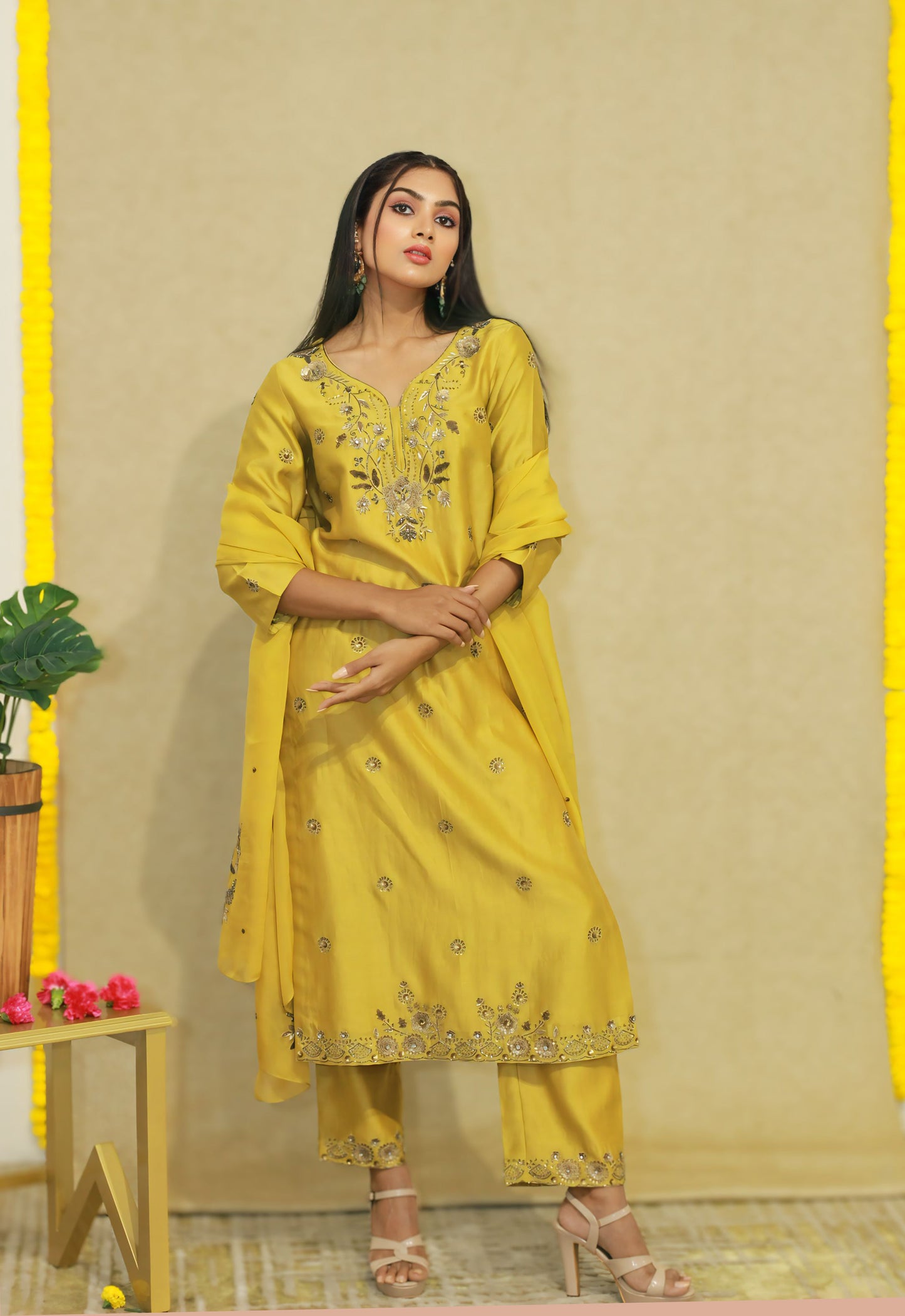 Sandhya Kurta Set